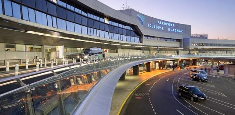 Transfert vers l'Aéroport de Toulouse-Blagnac en taxi